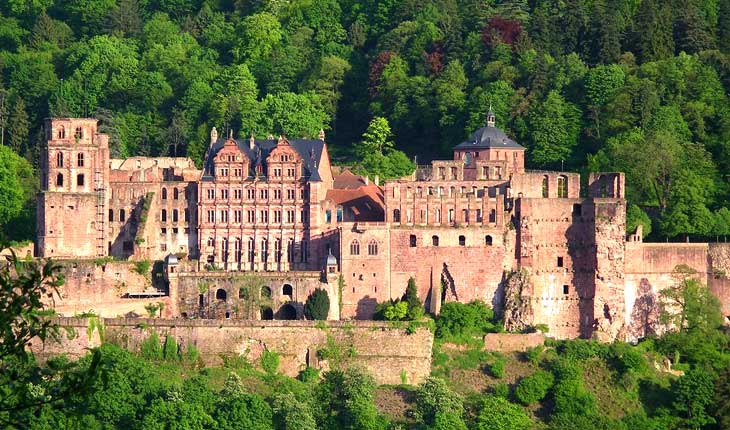 قلعه ای که می توانست مورخ تاریخ آلمان باشد  ‏