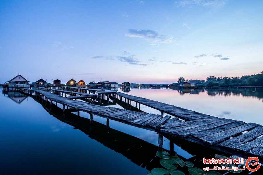 خانه های روی آب دریاچه بوکودی  ‏