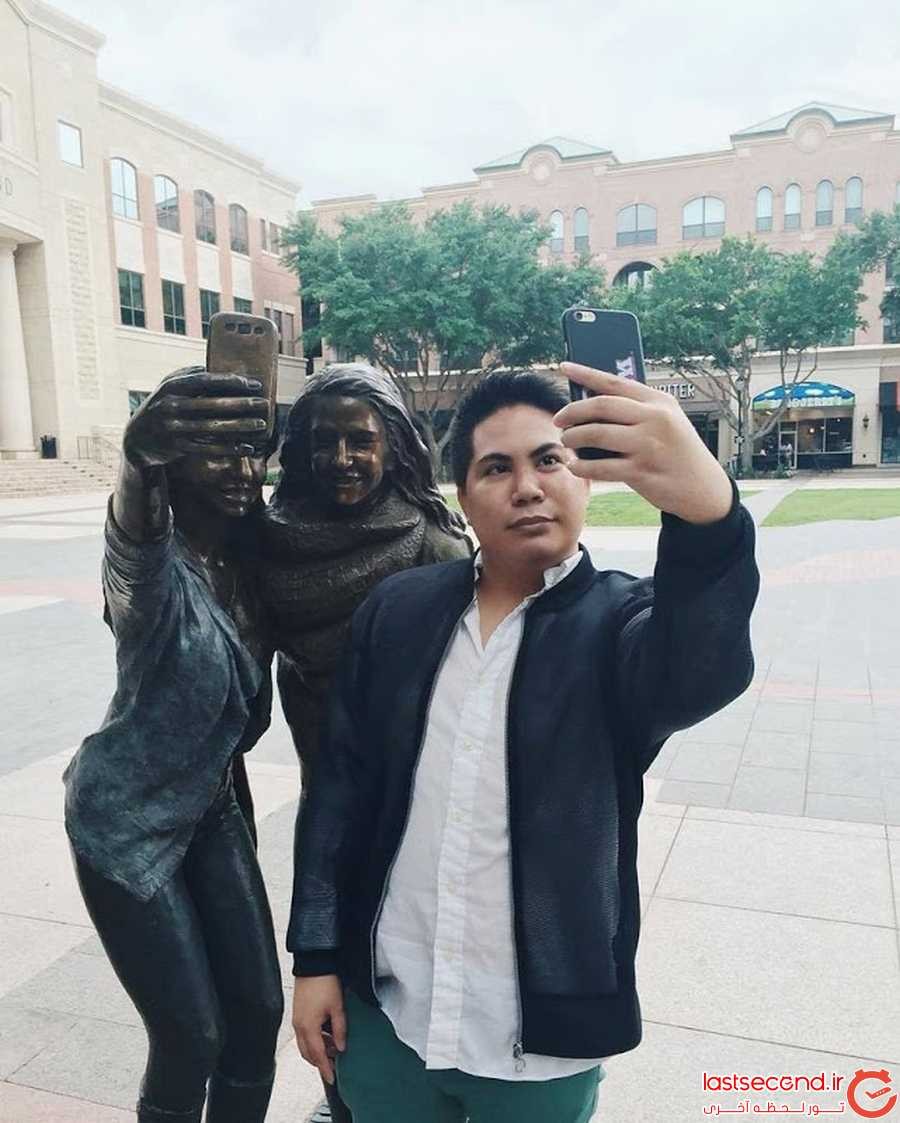 مجسمه ی سلفی در تگزاس