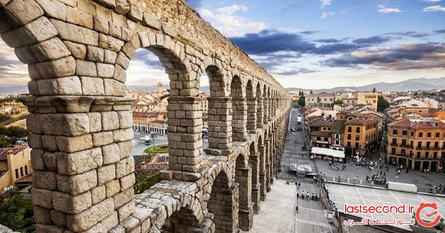 سگوبیا ، شهری کوچک با طاق های باستانی در اسپانیا ‏