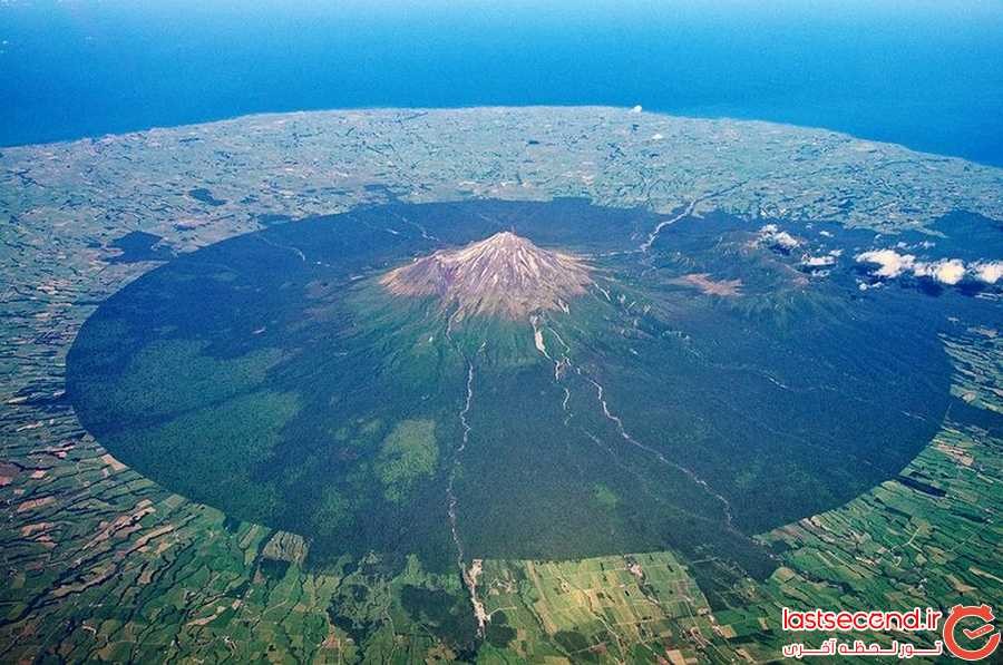 کوه تاراناکی ، متقارن ترین آتشفشان نیوزیلند