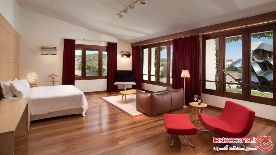هتل مارکوس دریسکال ، هتلی در اسپانیا که شبیه هیچ هتلی نیست ‏