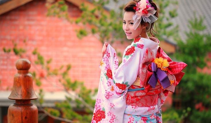 تاریخچه ای کوتاه از «کیمونو» ؛ لباس سنتی ژاپنی ها