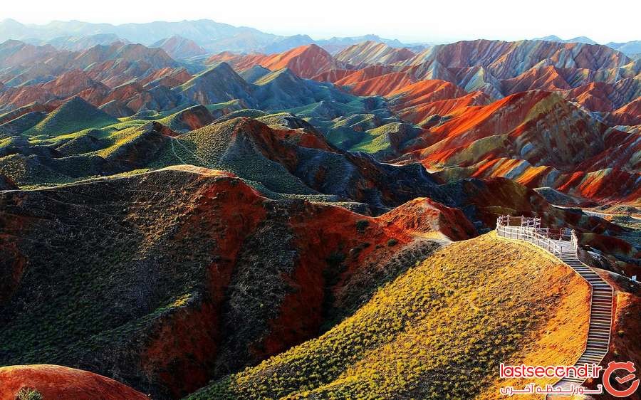 کوه های رنگین کمانی از سراسر دنیا