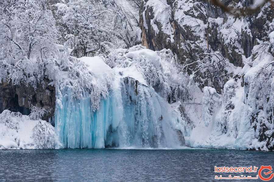 تصاویر رویایی از آبشار یخ زده پلیتویک در کرواسی ‏