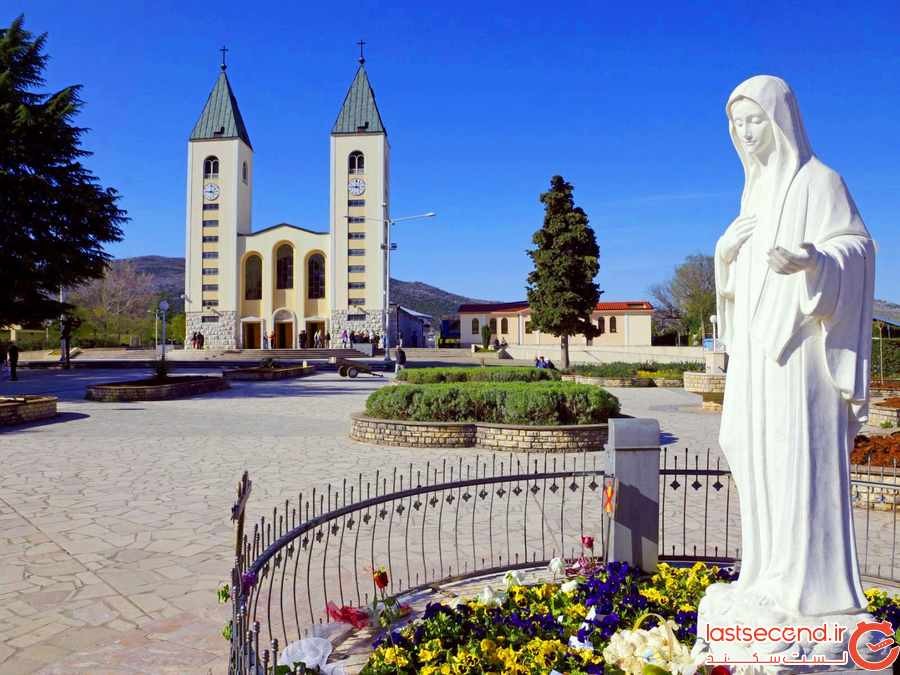 تندیس مریم در بوسنی