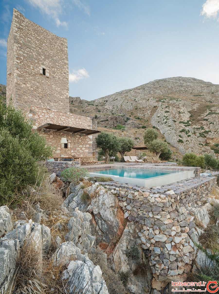 تاینارون بلو ریتریت ،  اقامتگاه سنگی در یونان