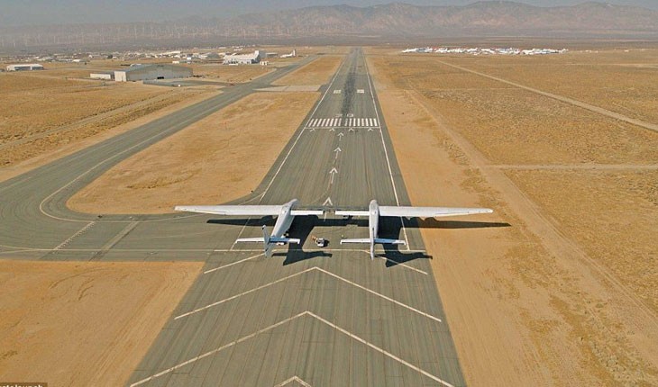شمارش معکوس برای رونمایی از بزرگترین هواپیمای جهان
