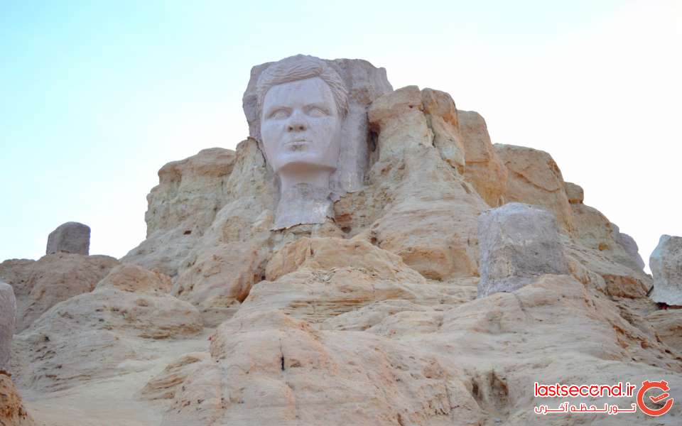 صخره Belvedere و نقش چهره ابوالکاظم الشبی در پارک صحرا