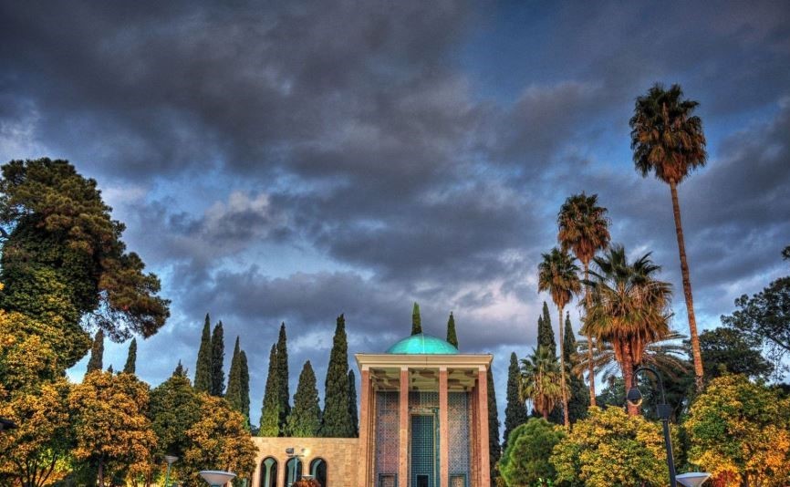 tomb-of-saadi29.jpg