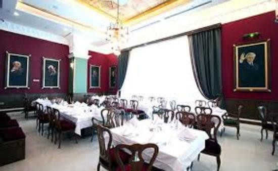 Khangostar Restaurant (9).jpg