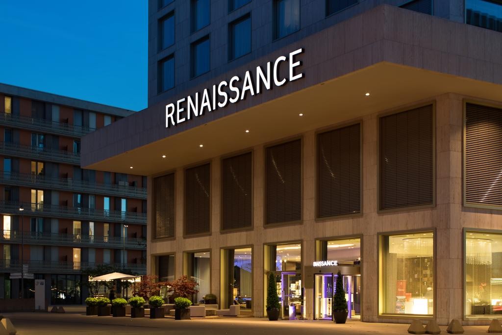 Renaissance Zurich Tower Hotel.jpg