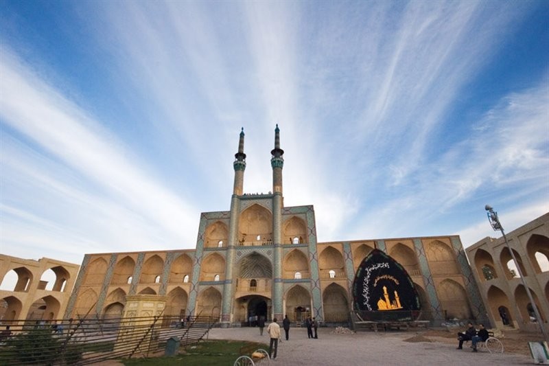 Amir Chakhmaq Complex (3).jpg