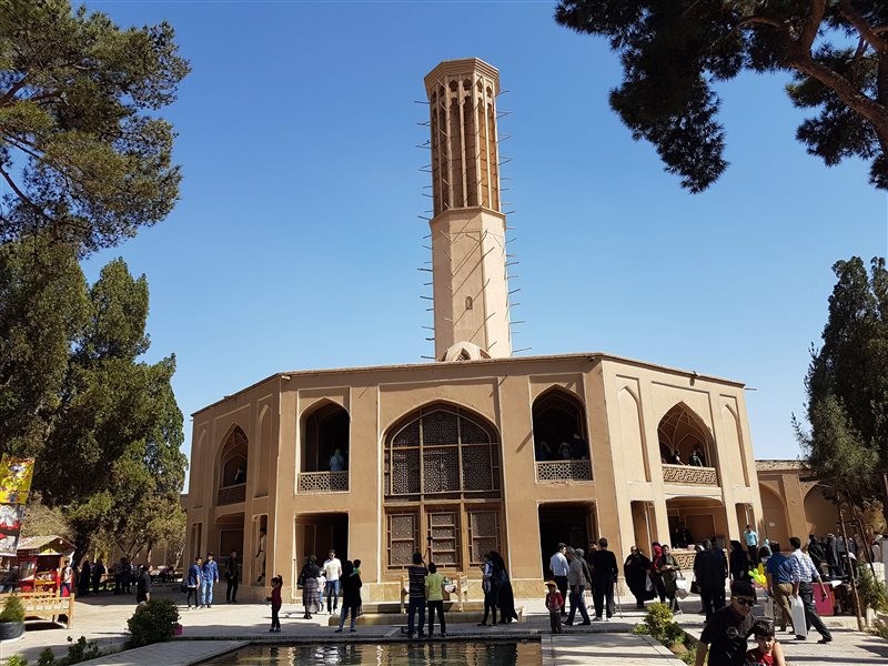 Dowlat Abad Garden (13).jpg