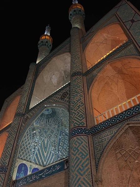 Amir Chakhmaq Complex (11).jpg