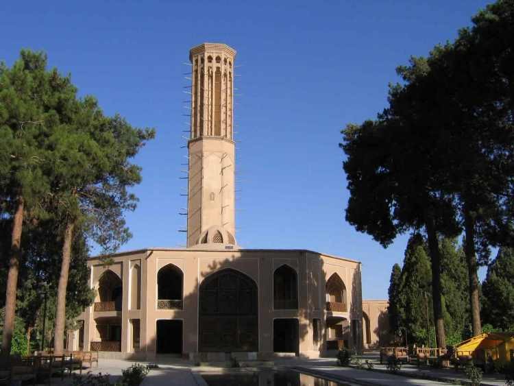 Dowlat Abad Garden (5).jpg