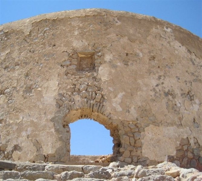 Tower of Silence Yazd (8).jpg