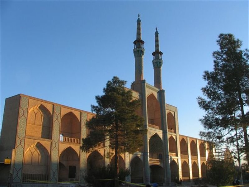 Amir Chakhmaq Complex (9).jpg