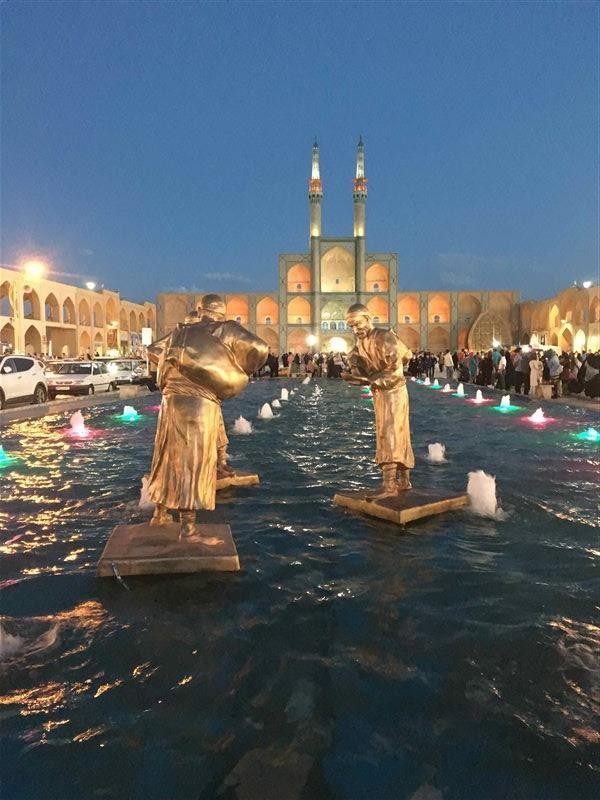 Amir Chakhmaq Complex (13).jpg