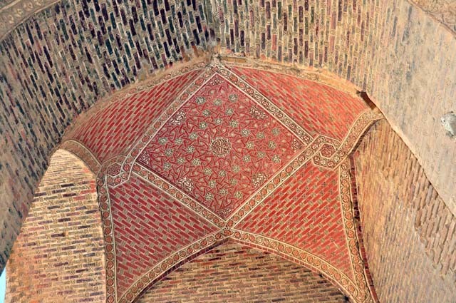 Dome of Soltaniyeh Zanjan (3).jpg