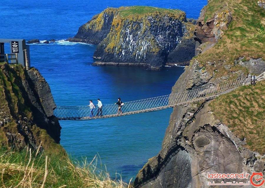 پل طنابی Carrick-a-Rede در شمال ایرلند