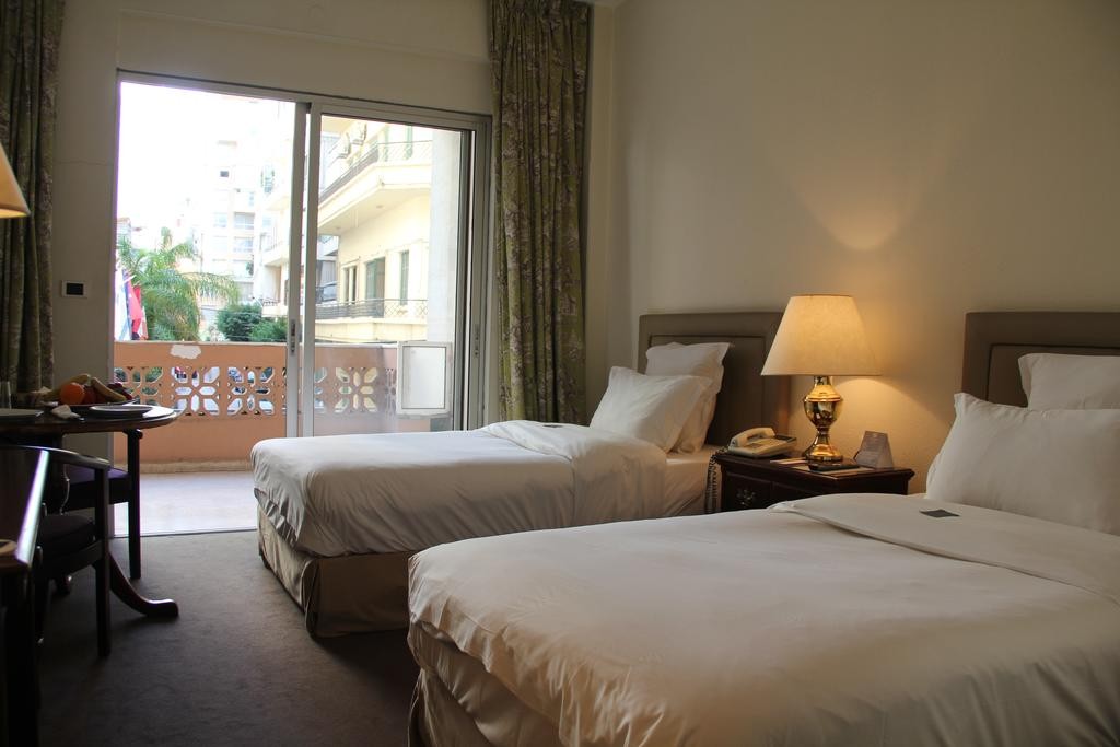 Napoleon Hotel.jpg