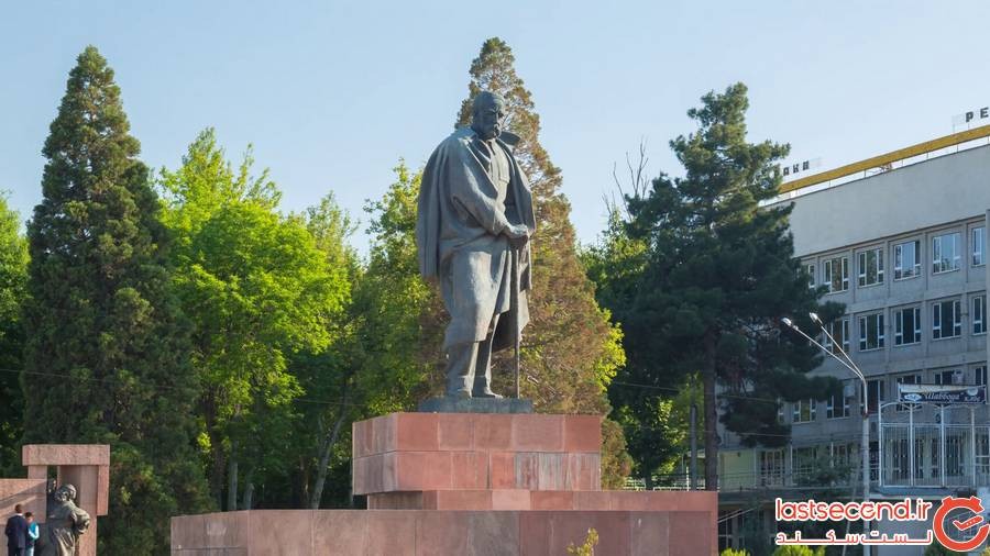 یادبود صدرالدین عینی پایتخت تاجیکستان