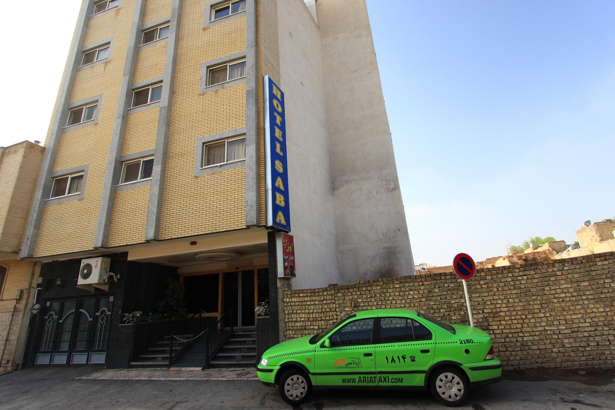 Saba Hotel-05-min.jpg