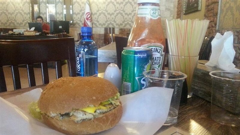 Patineh Fast Food (3).jpg
