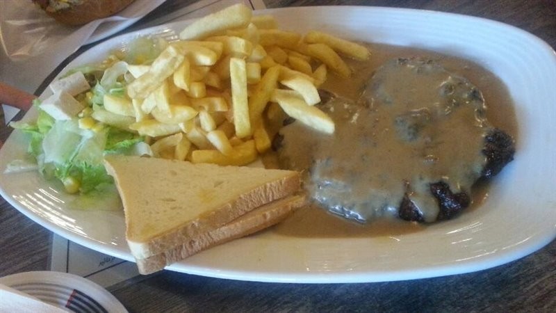 Patineh Fast Food (4).jpg