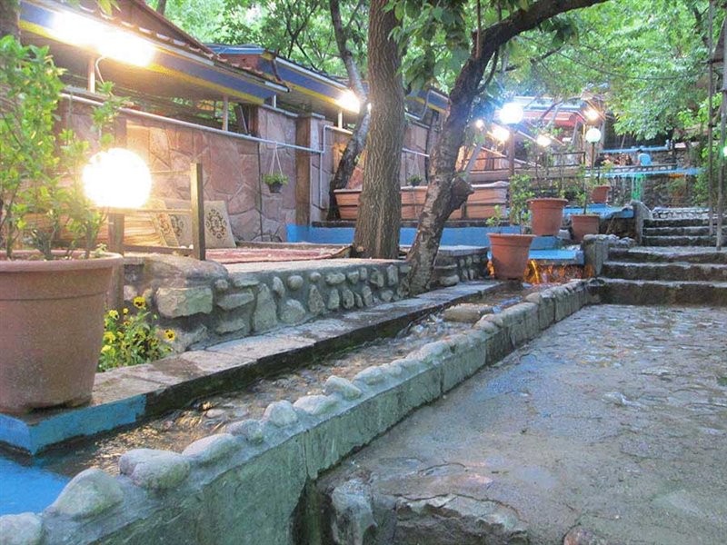 Varjin Restaurant (8).jpg