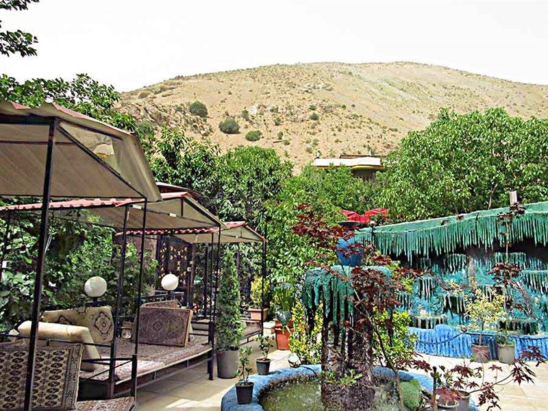 Varjin Restaurant (15).jpg