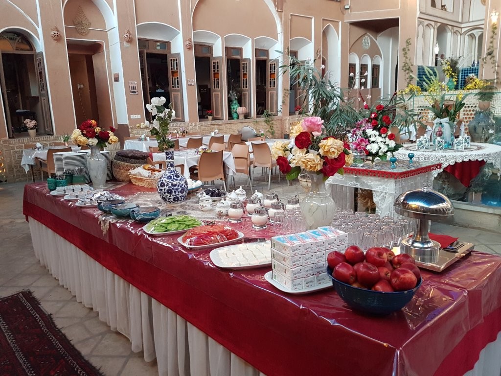 negin-traditional-hotel (2).jpg
