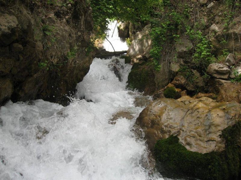 Sheyvand waterfall (2).jpg