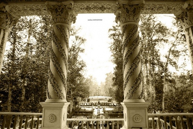 Bagh Ferdows Garden (5).jpg