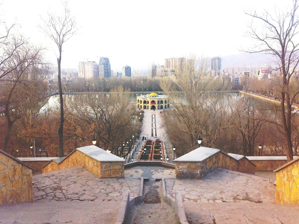 El Goli Parc Tabriz (10).jpg