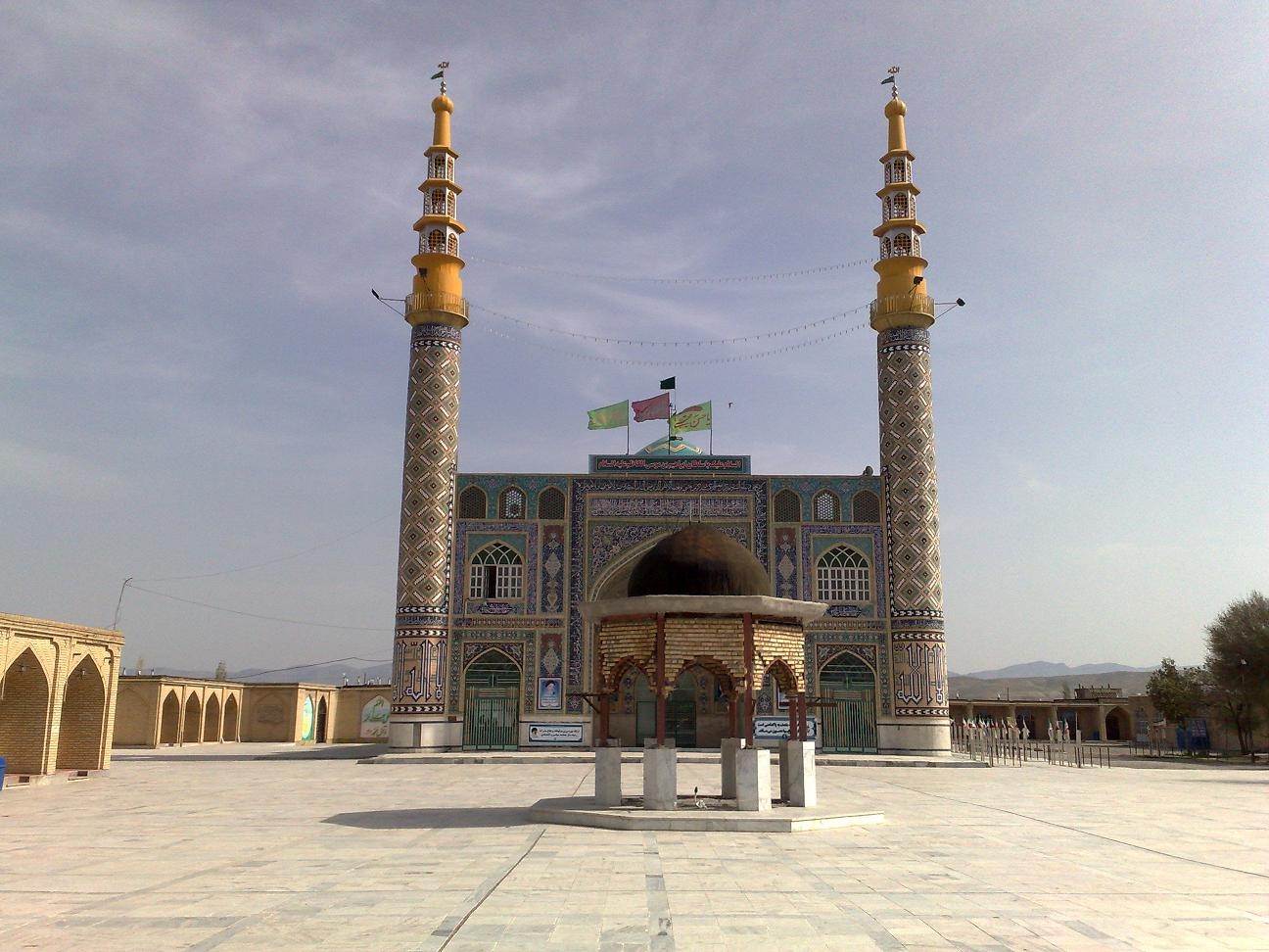 Emamzadeh Soltan Ebrahim (7).jpg