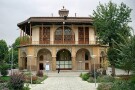 Chehel Sotoun Museum Palace Qazvin (10).jpg