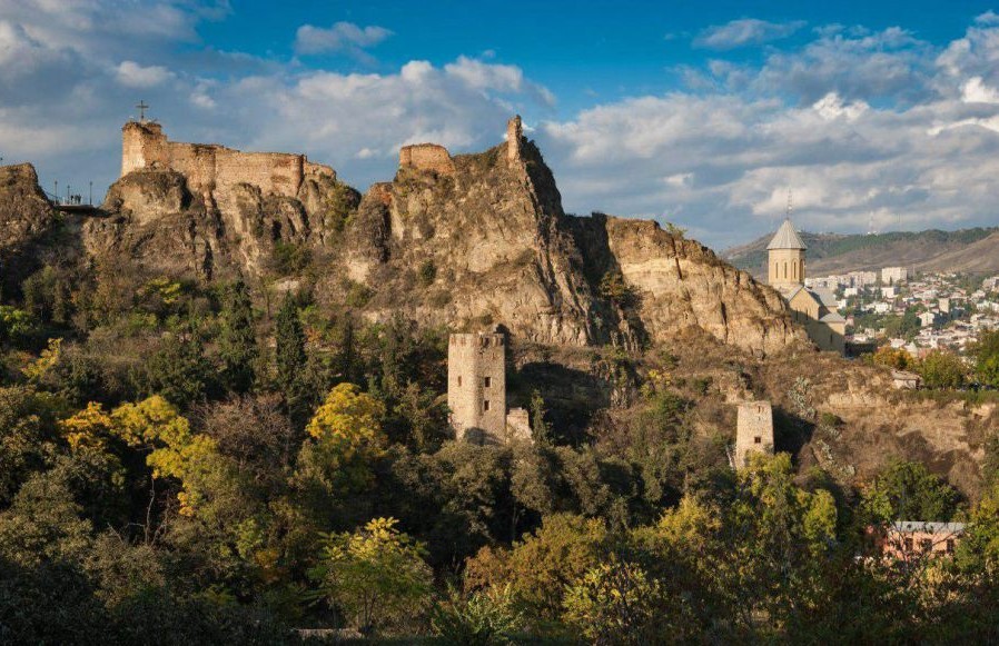 Narikala Castle (2).jpg