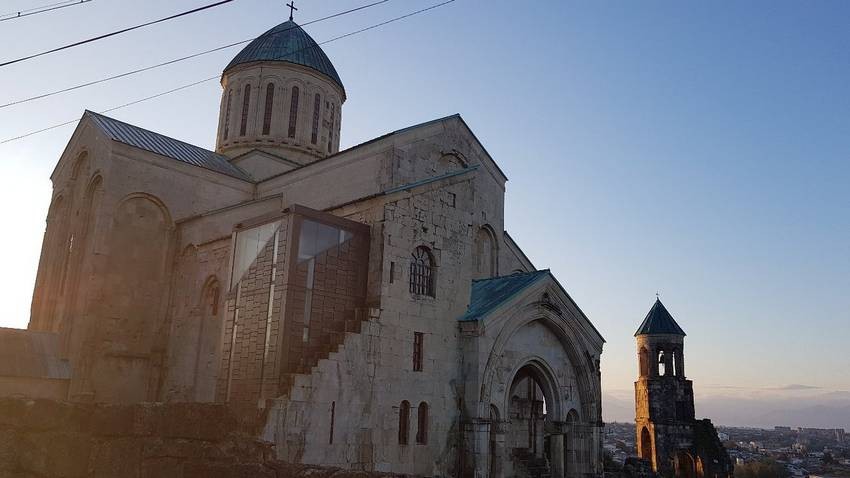 Bagrati Cathedral (3).jpg