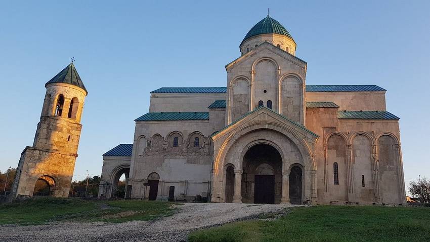 کلیسای باگراتی