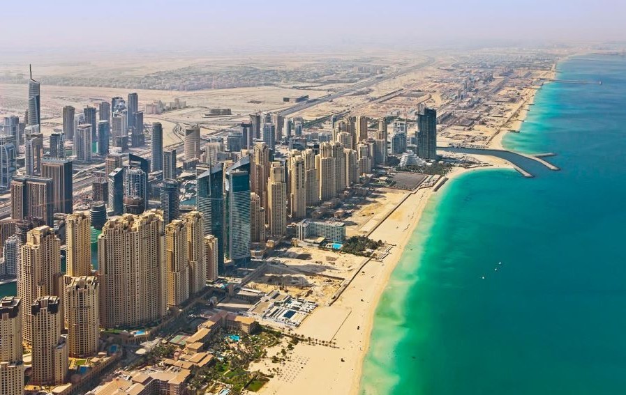 Al Mamzar Beach Park In Dubai (1).jpg