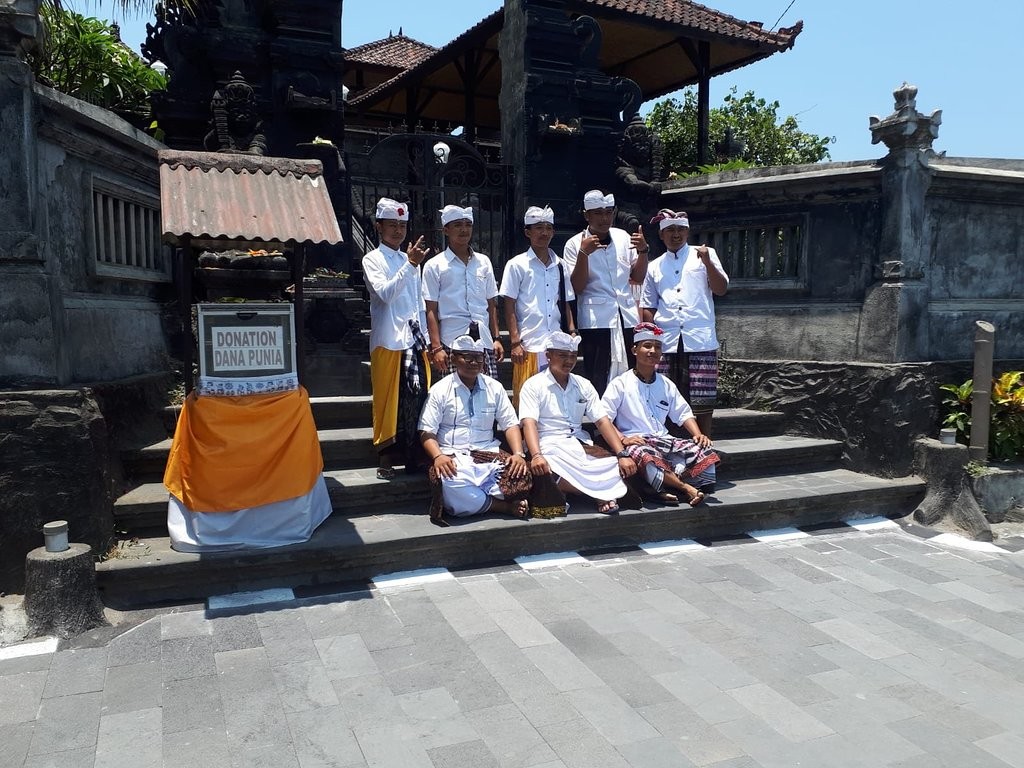 Tanah Lot Temple (1).jpg