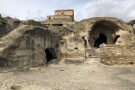 Uplistsiche Cave Town-03.jpg