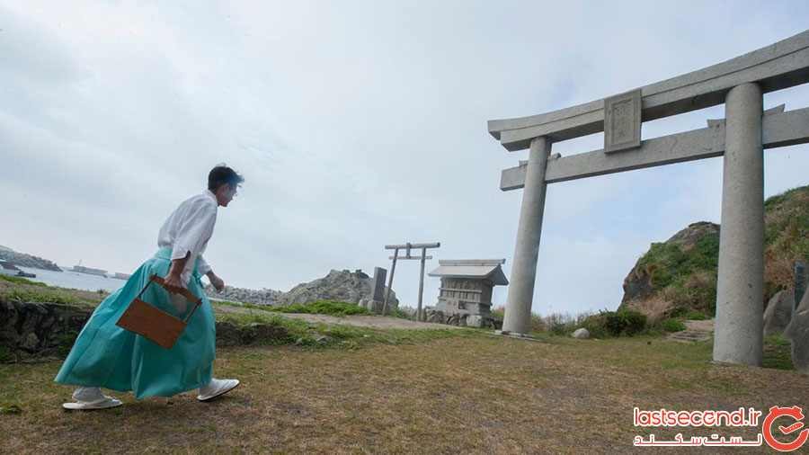 جزیره ای در ژاپن که ورود زنان به آن ممنوع است