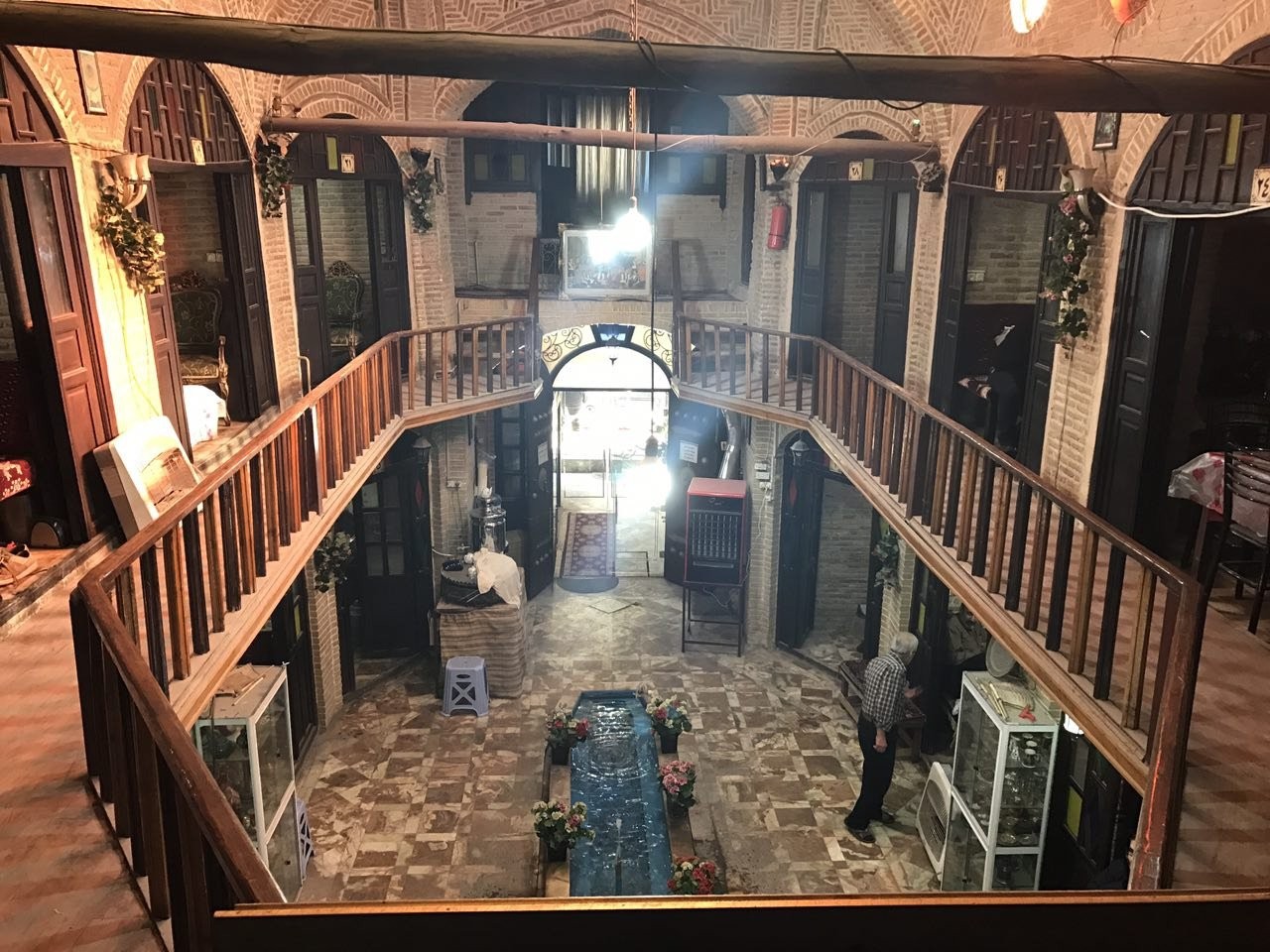 Dizi Timche Akbarian-05.jpg