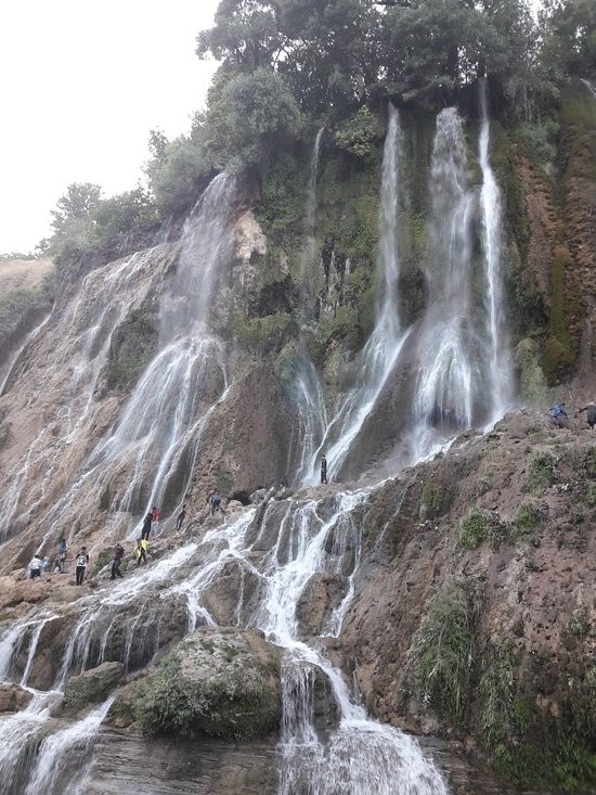 Bisheh Waterfall (1).jpg