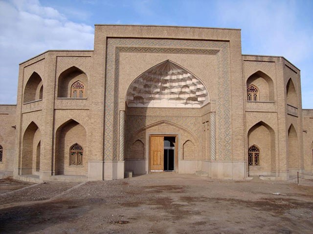 Yaam Hotel-02.jpg