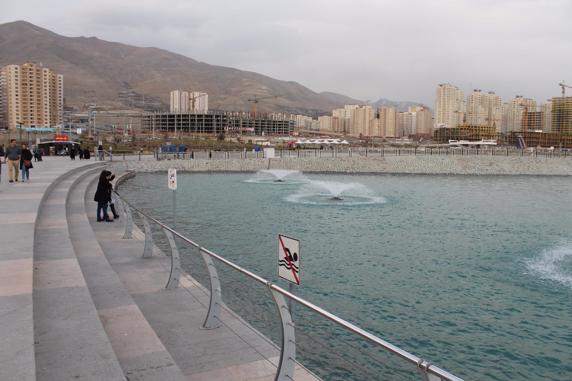 Khalij Fars Lake (9).jpg