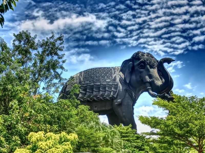Erawan Museum-05.jpg